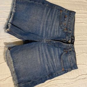 Womens GAP shorts